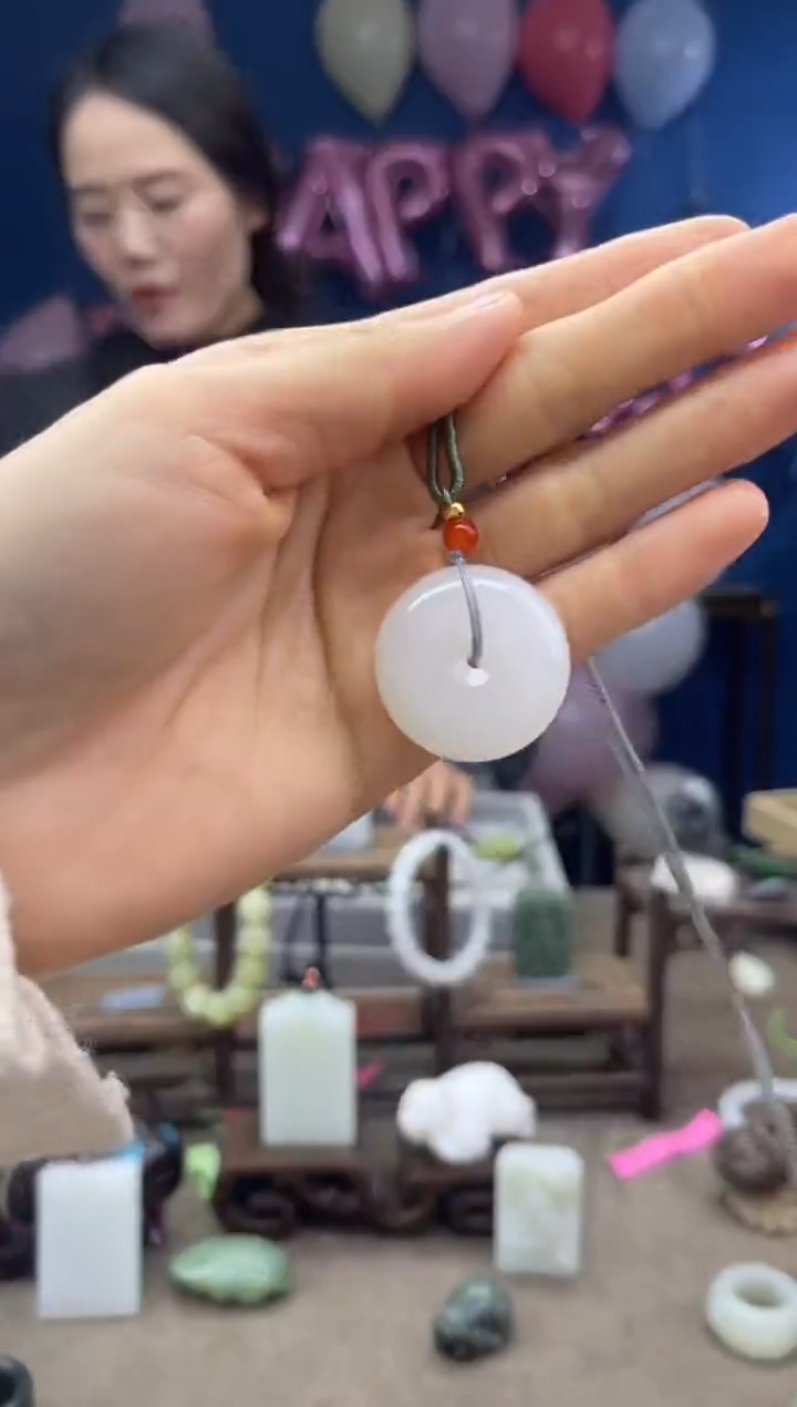 【闪购商品】和田玉颈饰未镶嵌1