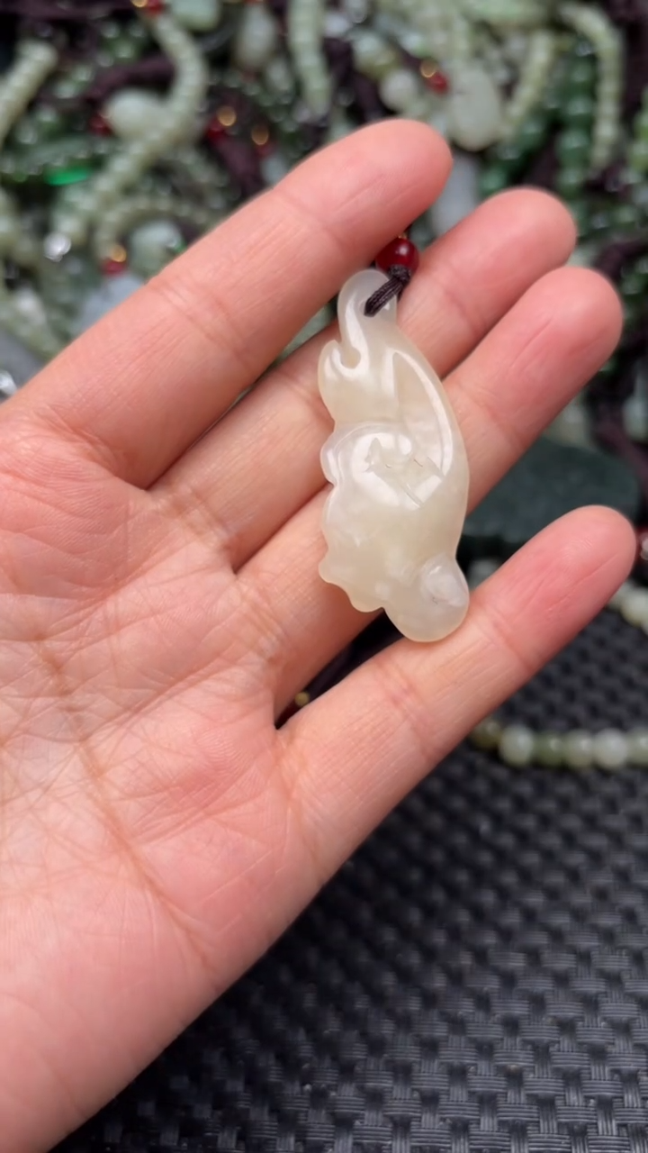 【闪购商品】和田玉颈饰未镶嵌1