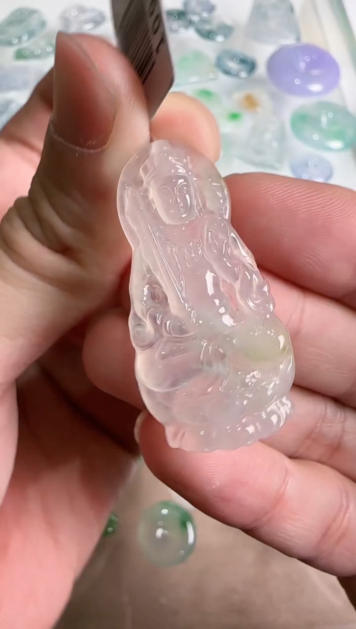 【闪购商品】翡翠吊坠(不含链)未镶嵌··