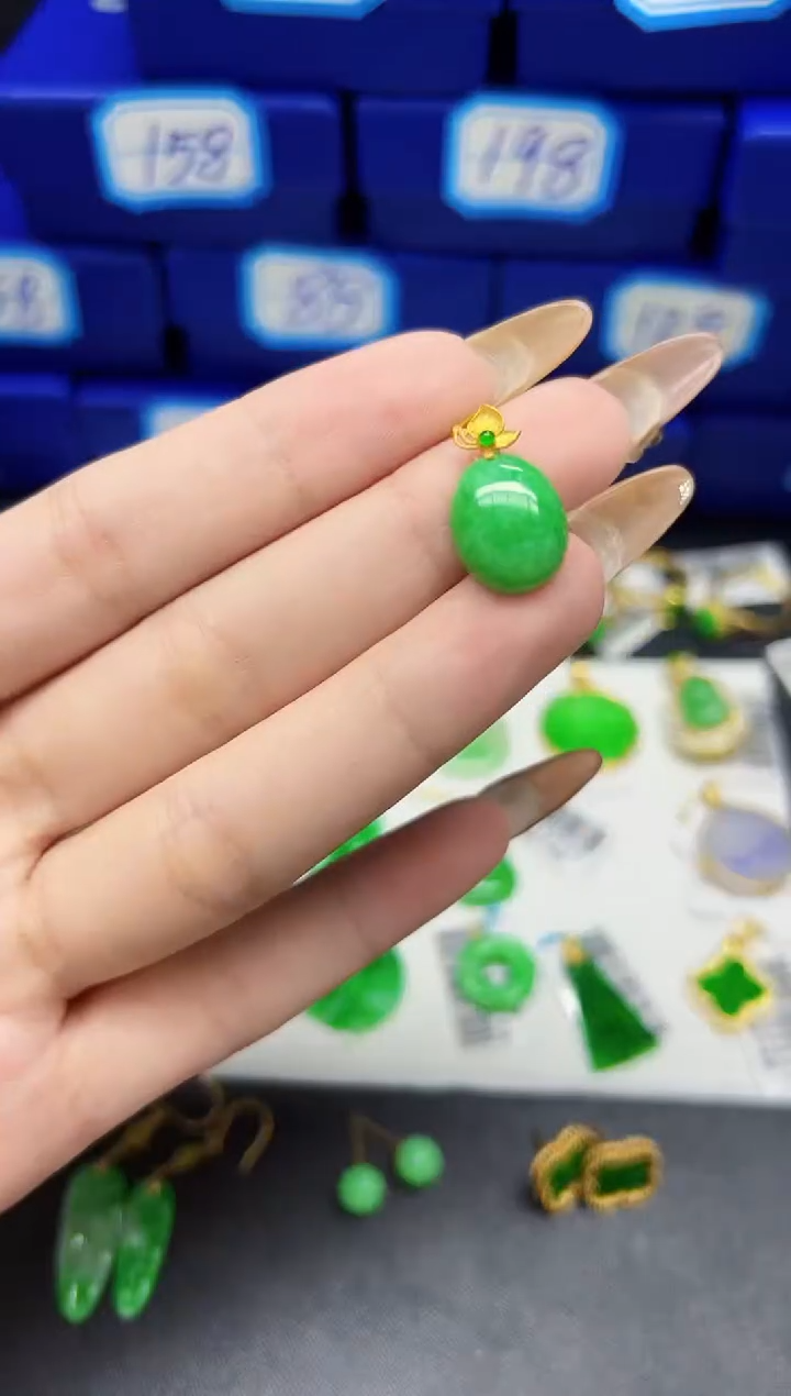 【闪购商品】翡翠颈饰18K金镶嵌Y缅料A货/支持复检/一件