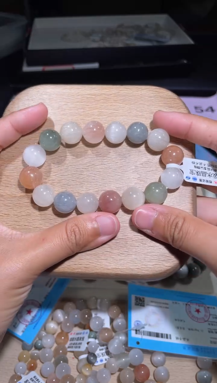 【闪购商品】水晶手链未镶嵌54号多样性发货一N 13+