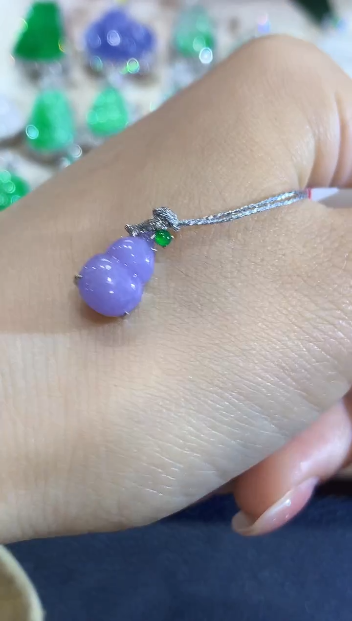 吊坠(不含链)18K金镶嵌翡翠A2翡翠紫货有一定色差