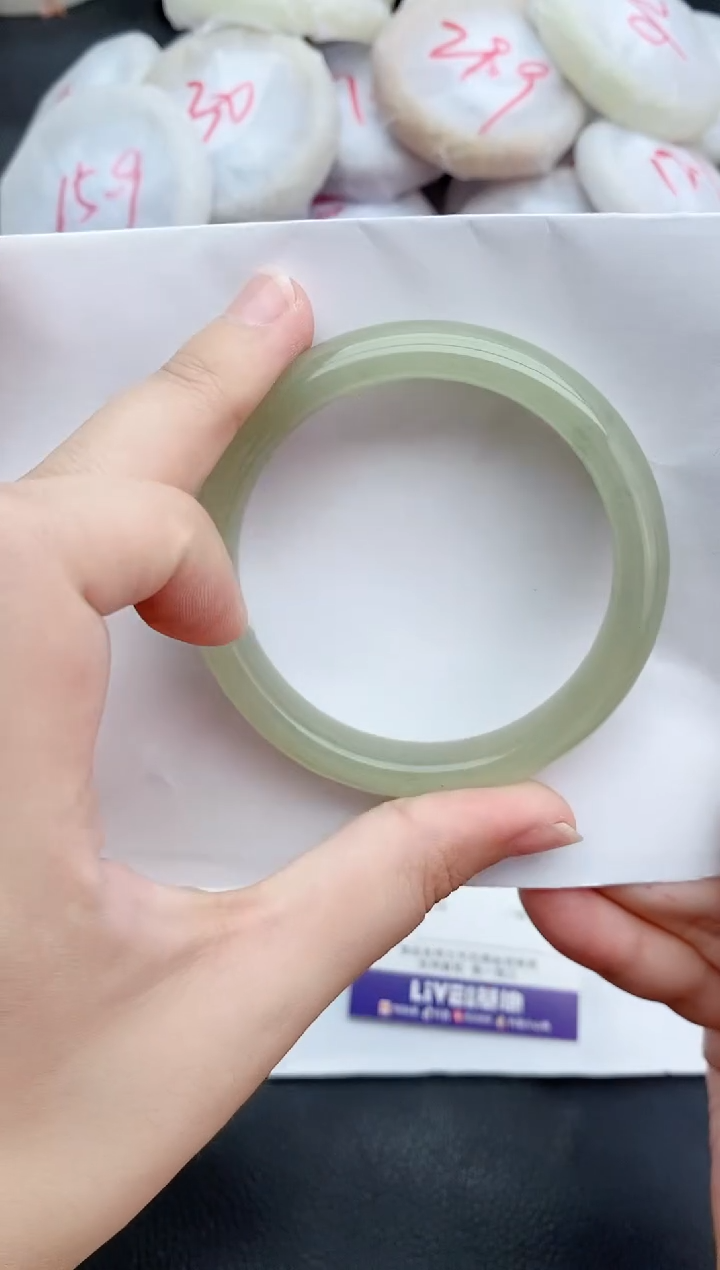 未镶嵌手镯石英质玉127+55/56