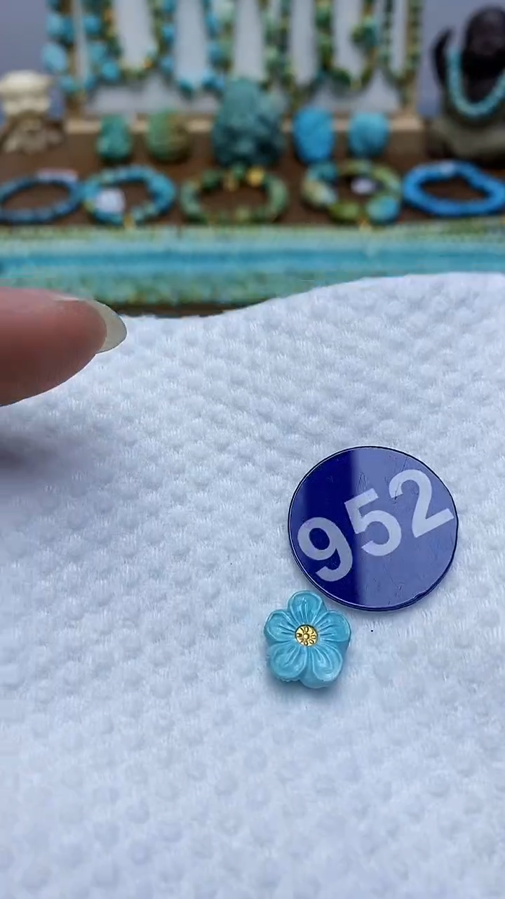 【闪购商品】绿松石雕刻件未镶嵌952