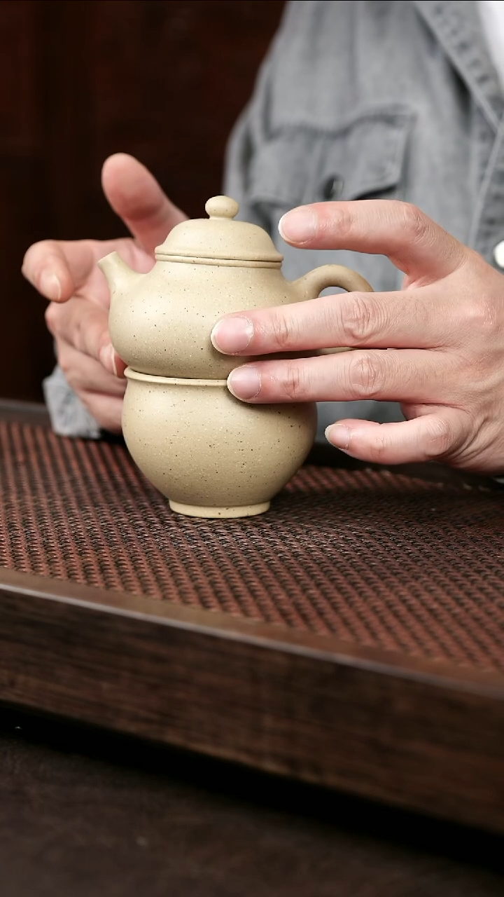茶壶紫砂本绿容天+圆融杯