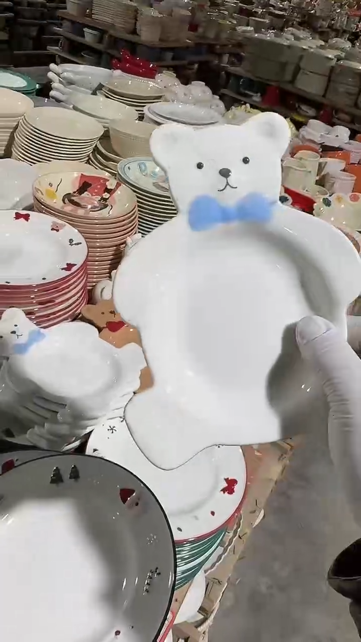 陶瓷小熊盘微瑕 凑满20元包邮