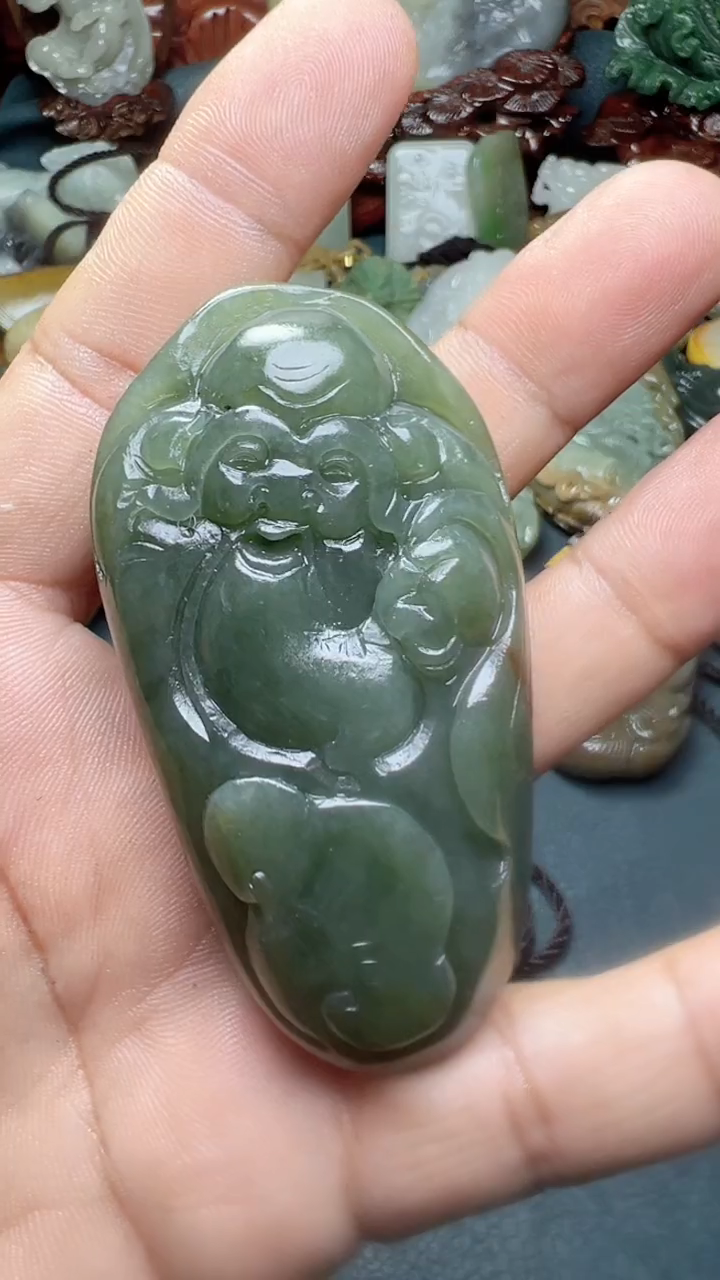 和田玉未镶嵌把件-