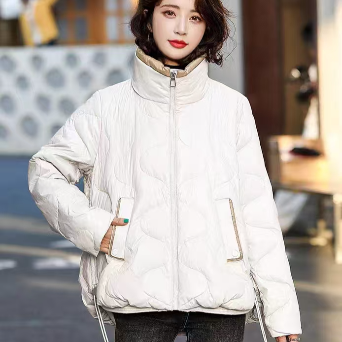 短款棉服女冬装2024年新款设计感小众时尚洋气轻薄保暖冬季外套