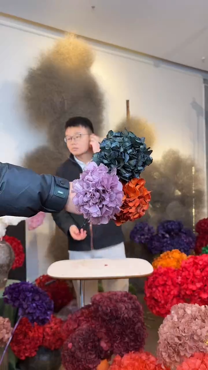 102 绣球小花球3枝 永生
