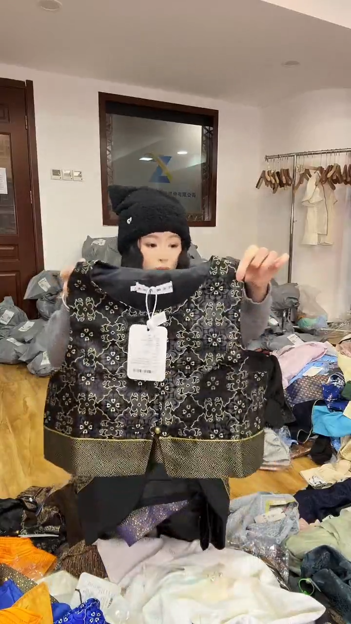 L码        105-115斤   马甲