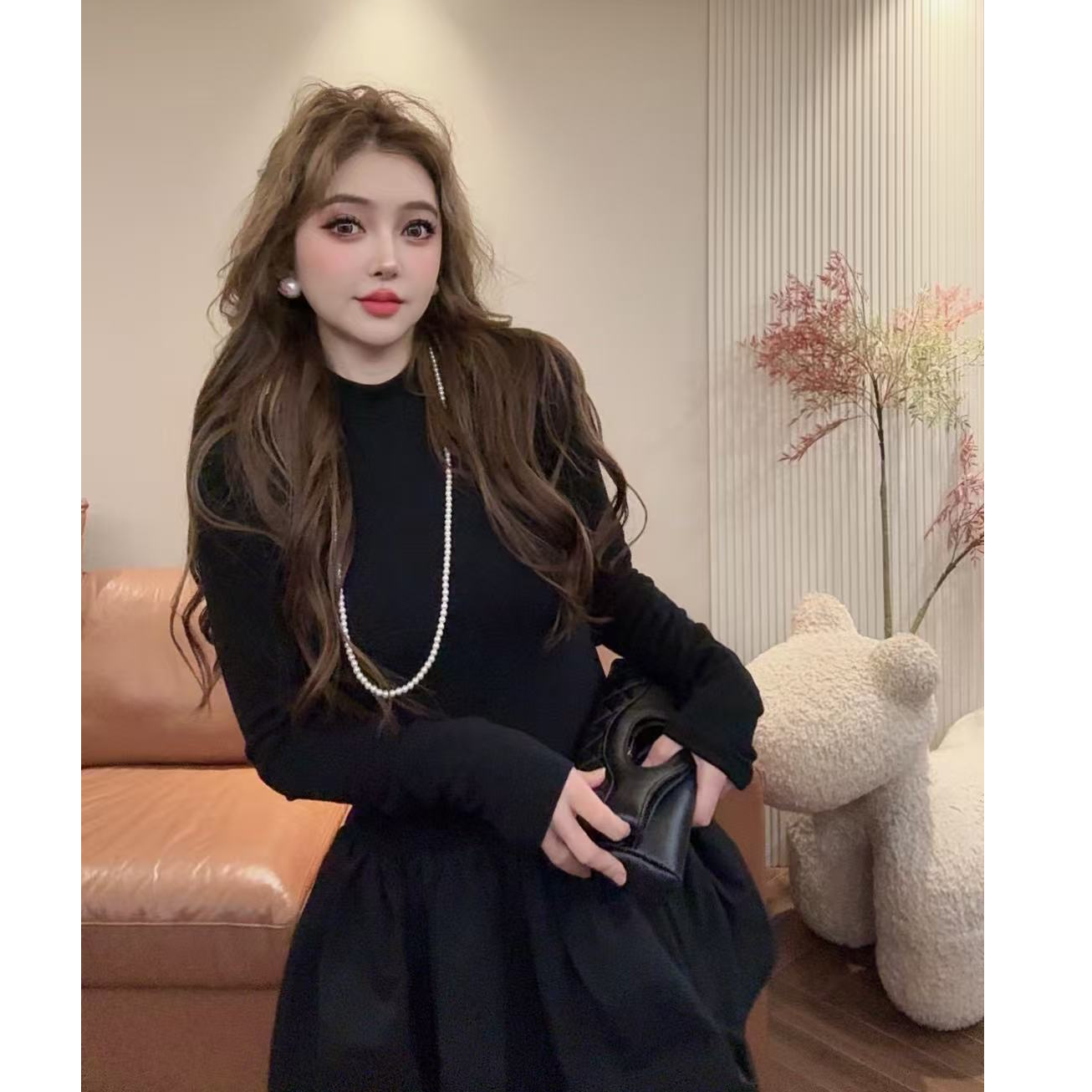 L19 黑天鹅加绒纯欲风显瘦收腰长袖连衣裙 EL1901