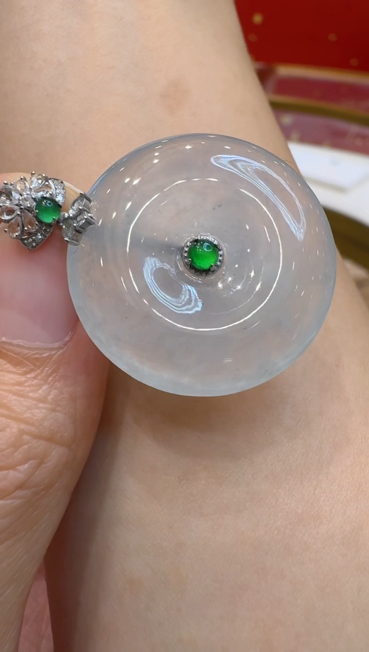 吊坠(不含链)18K金镶嵌翡翠多样性团购发一件