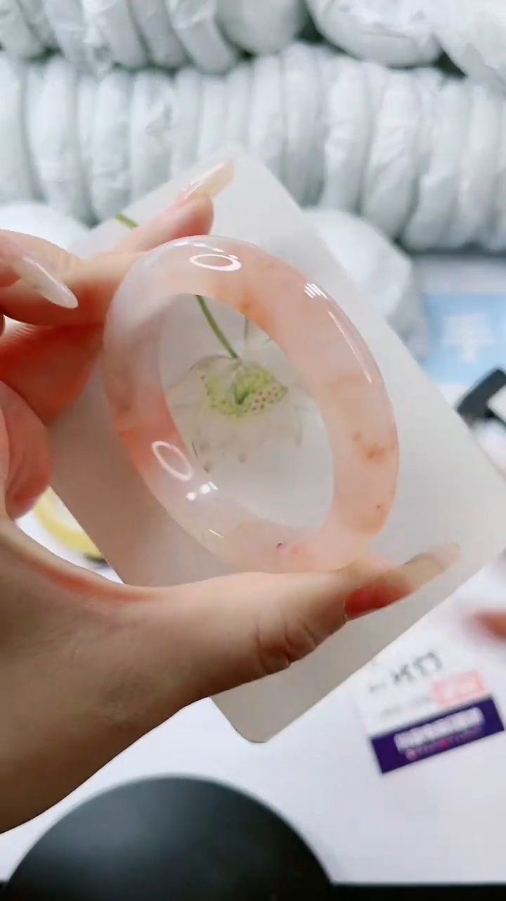 【闪购商品】石英质玉手镯未镶嵌多样性发货V553