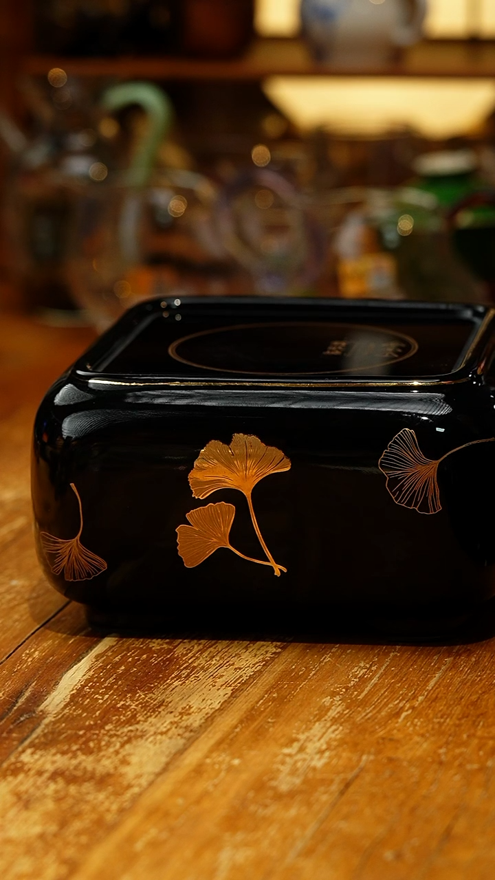 【闪购商品】莺歌烧/四方银杏黑底