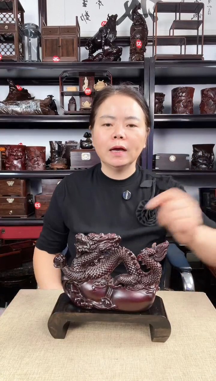 木2927+弯老李红木工艺品