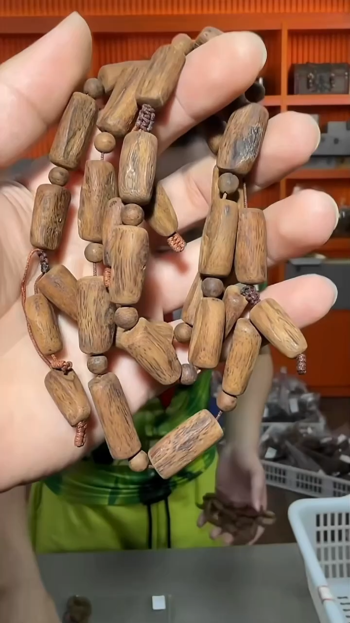 沉香手串86号单圈红土多样性发一