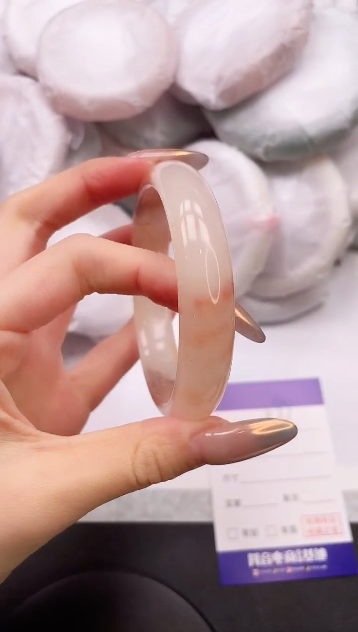 【闪购商品】石英质玉手镯未镶嵌4K436-60