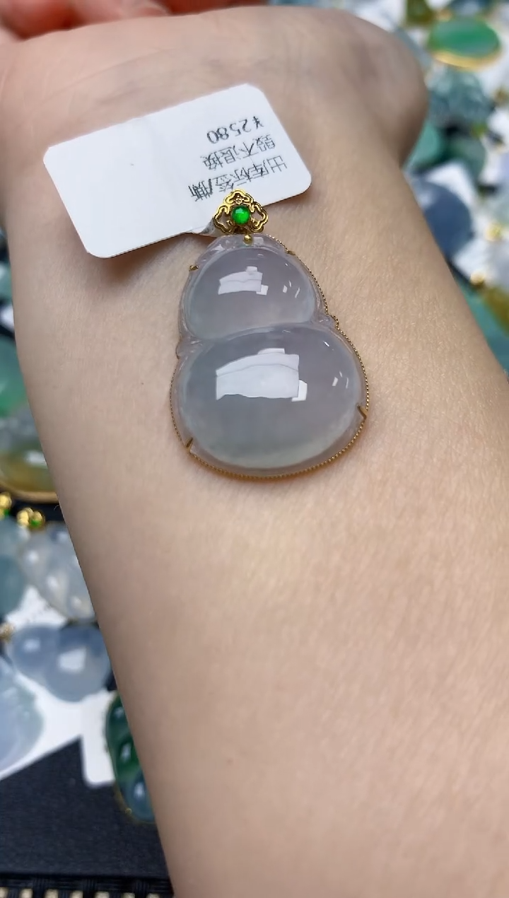 颈饰18K金镶嵌翡翠天然缅甸A货翡翠