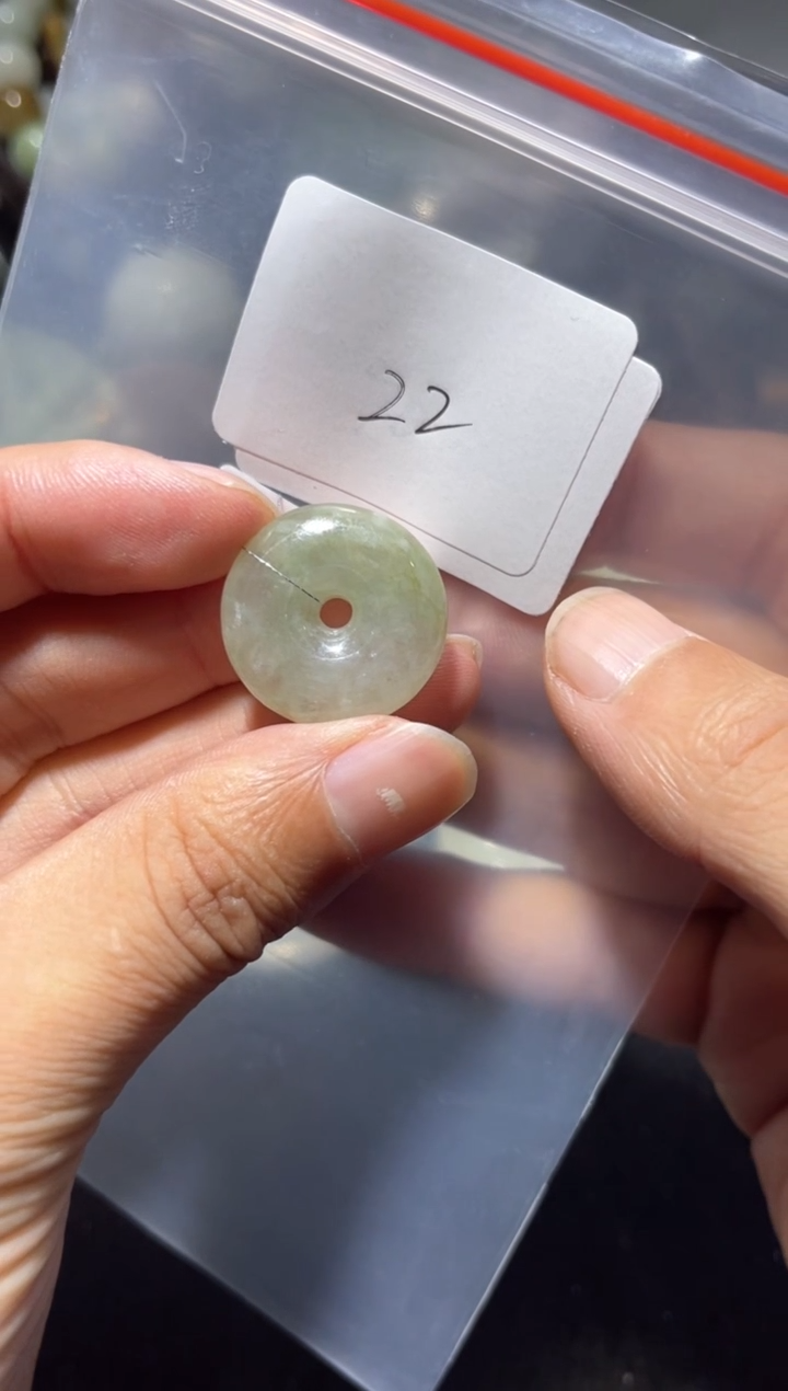 【闪购商品】翡翠颈饰未镶嵌00000022