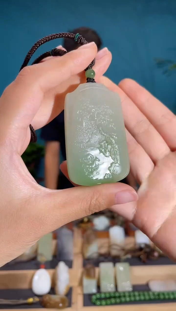 颈饰未镶嵌和田玉1