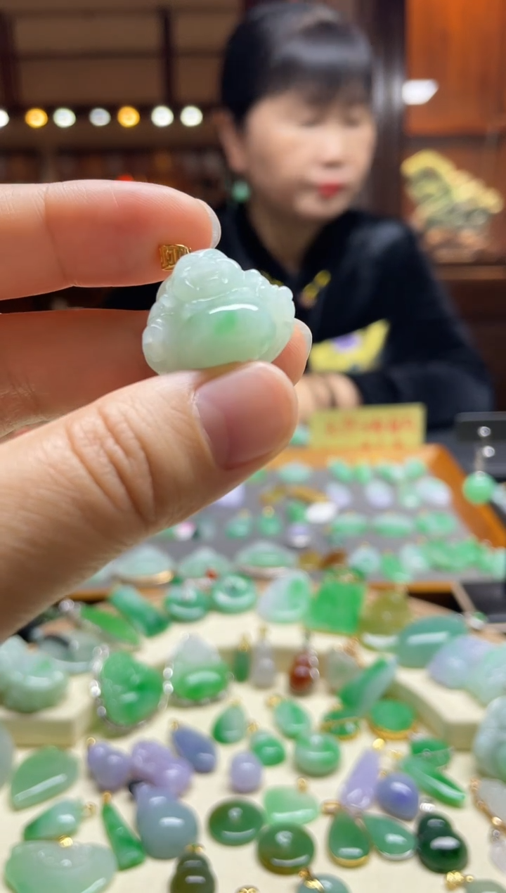 【闪购商品】翡翠颈饰18K金镶嵌佛公
