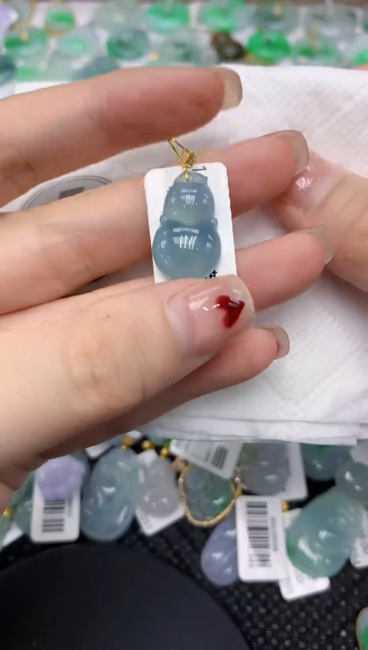 翡翠18K金镶嵌颈饰11111111