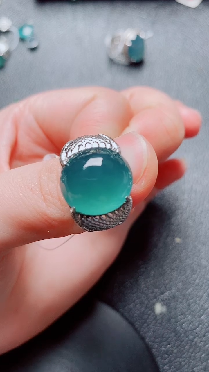 翡翠戒指银S925镶嵌1111