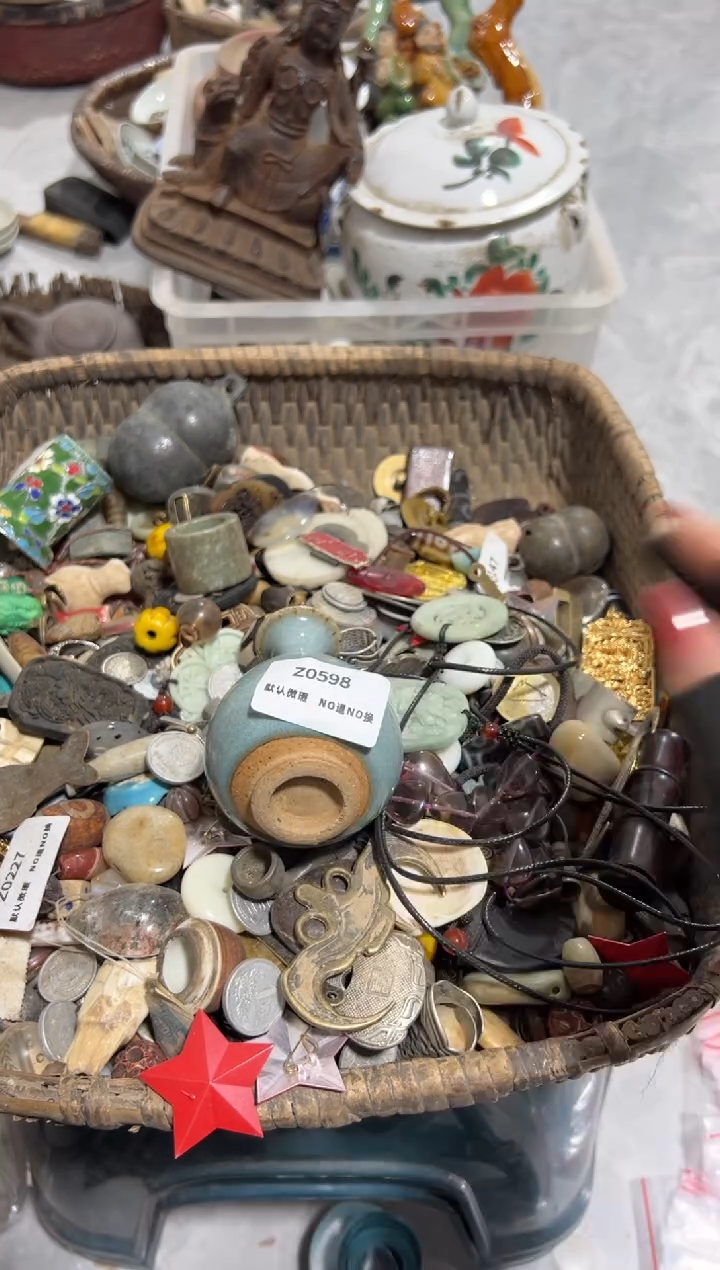 兰*堂秒拍秒付闪购瓷铜摆件