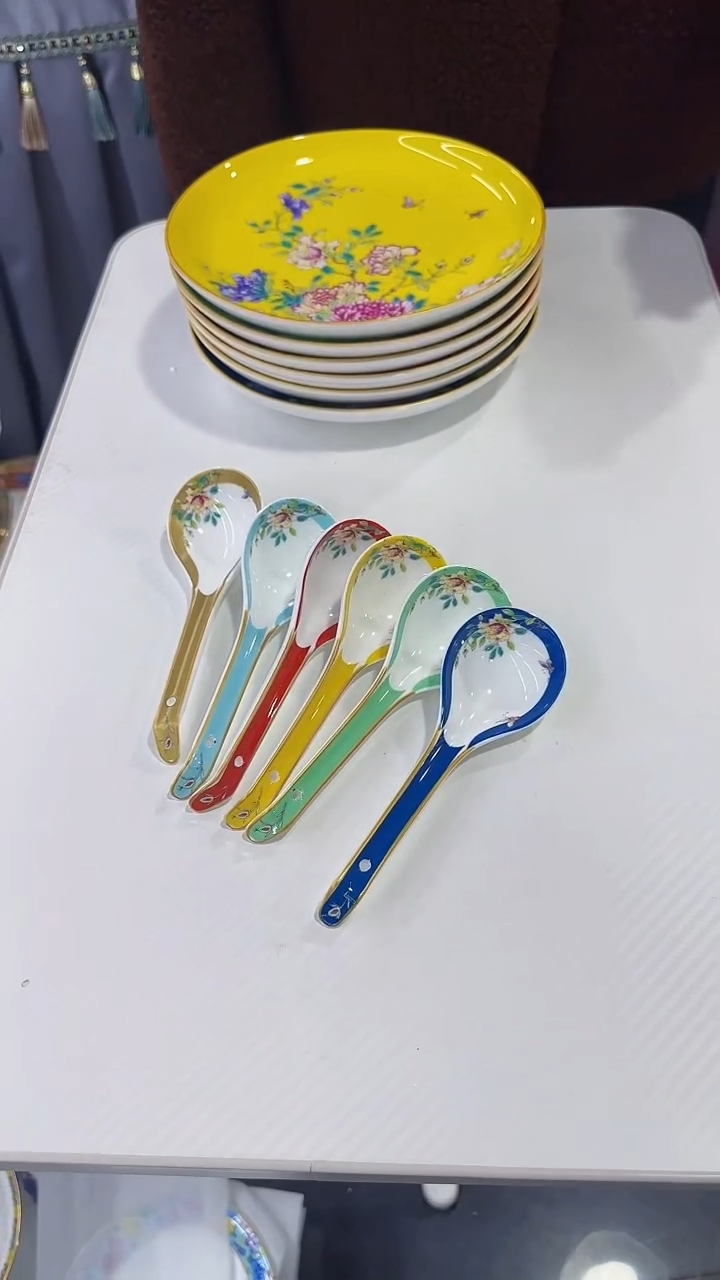 【闪购商品】瓷片景德镇天鹅勺8个混色