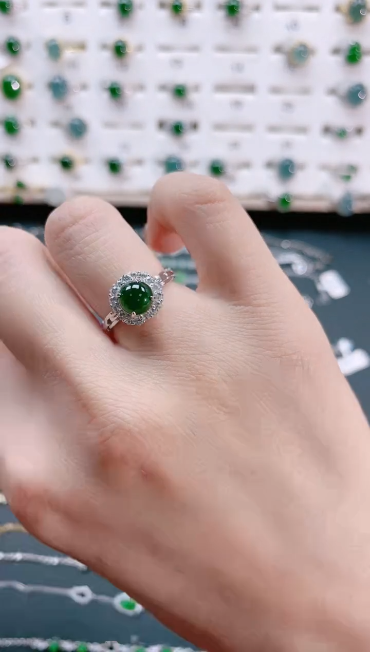 【闪购商品】翡翠戒指银S925镶嵌天然翡翠