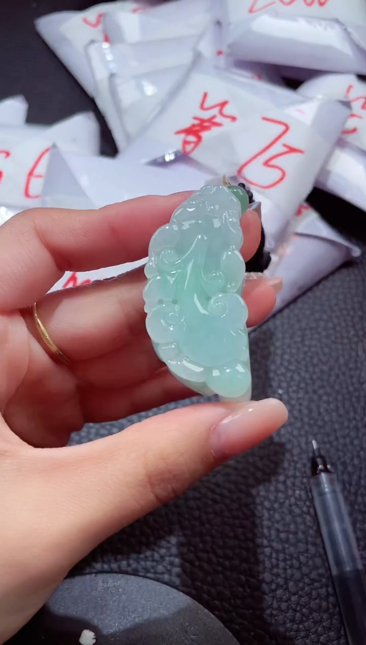 颈饰未镶嵌翡翠552