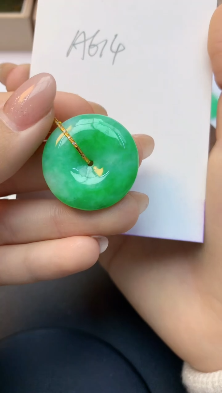 颈饰18K金镶嵌翡翠天然A货缅甸翡翠百元以上9元证书费自理