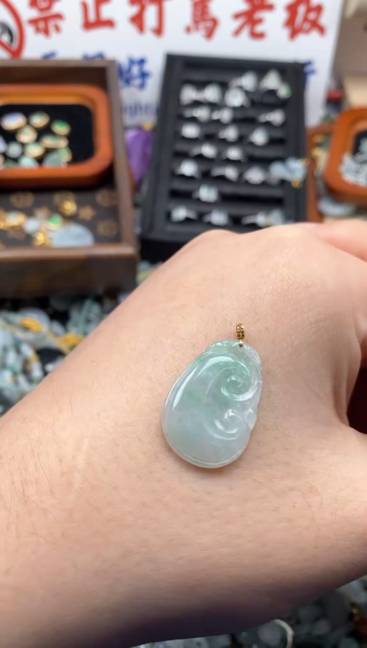 【闪购商品】翡翠颈饰未镶嵌哥哥