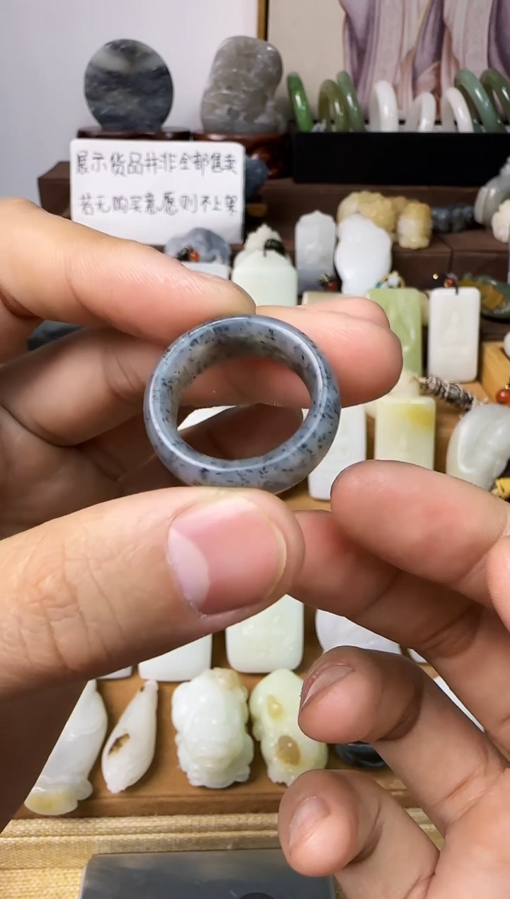 【闪购商品】和田玉颈饰未镶嵌戒圈