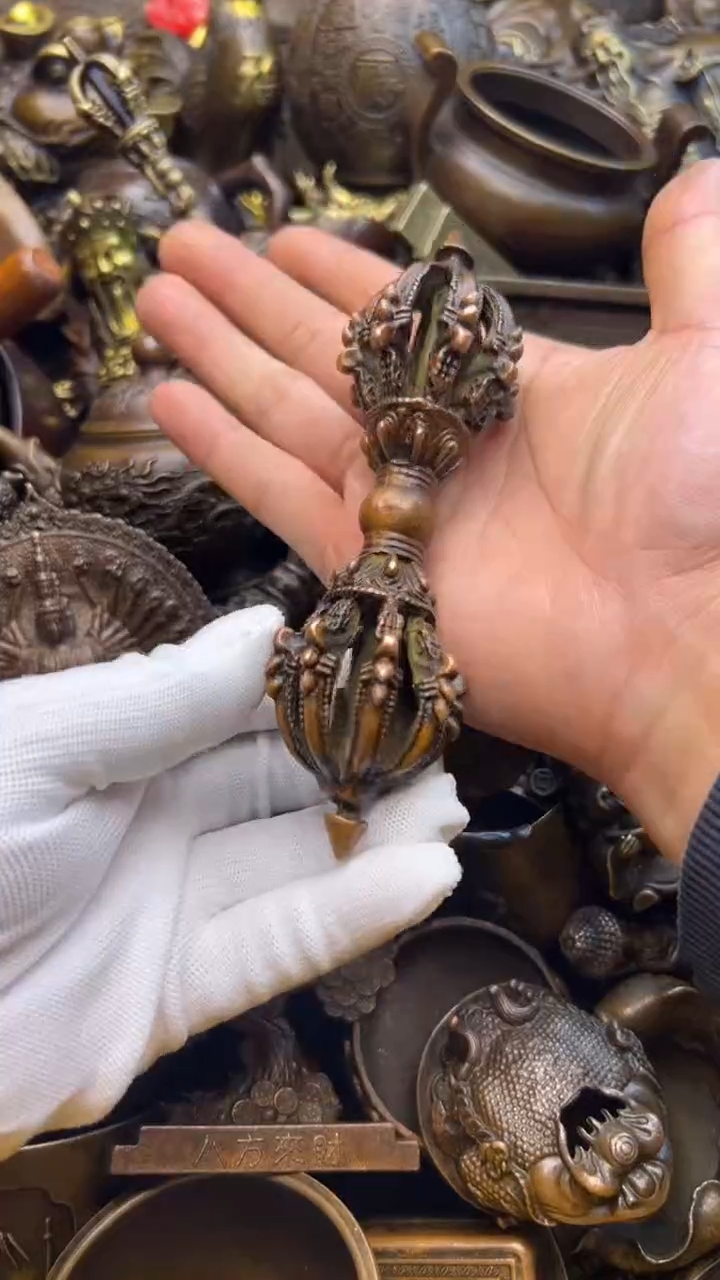 精美铜器，点击下单