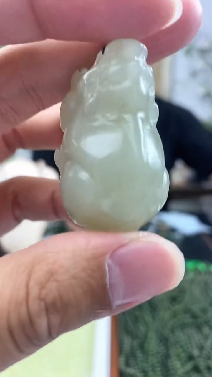和田玉未镶嵌颈饰1