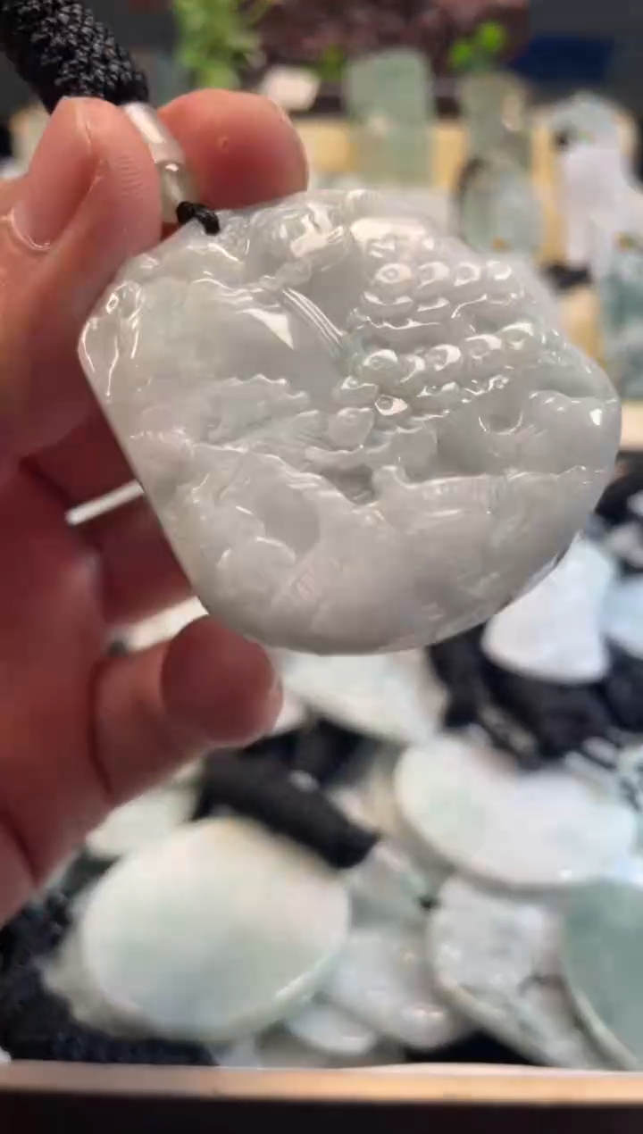 颈饰未镶嵌翡翠12/06/008