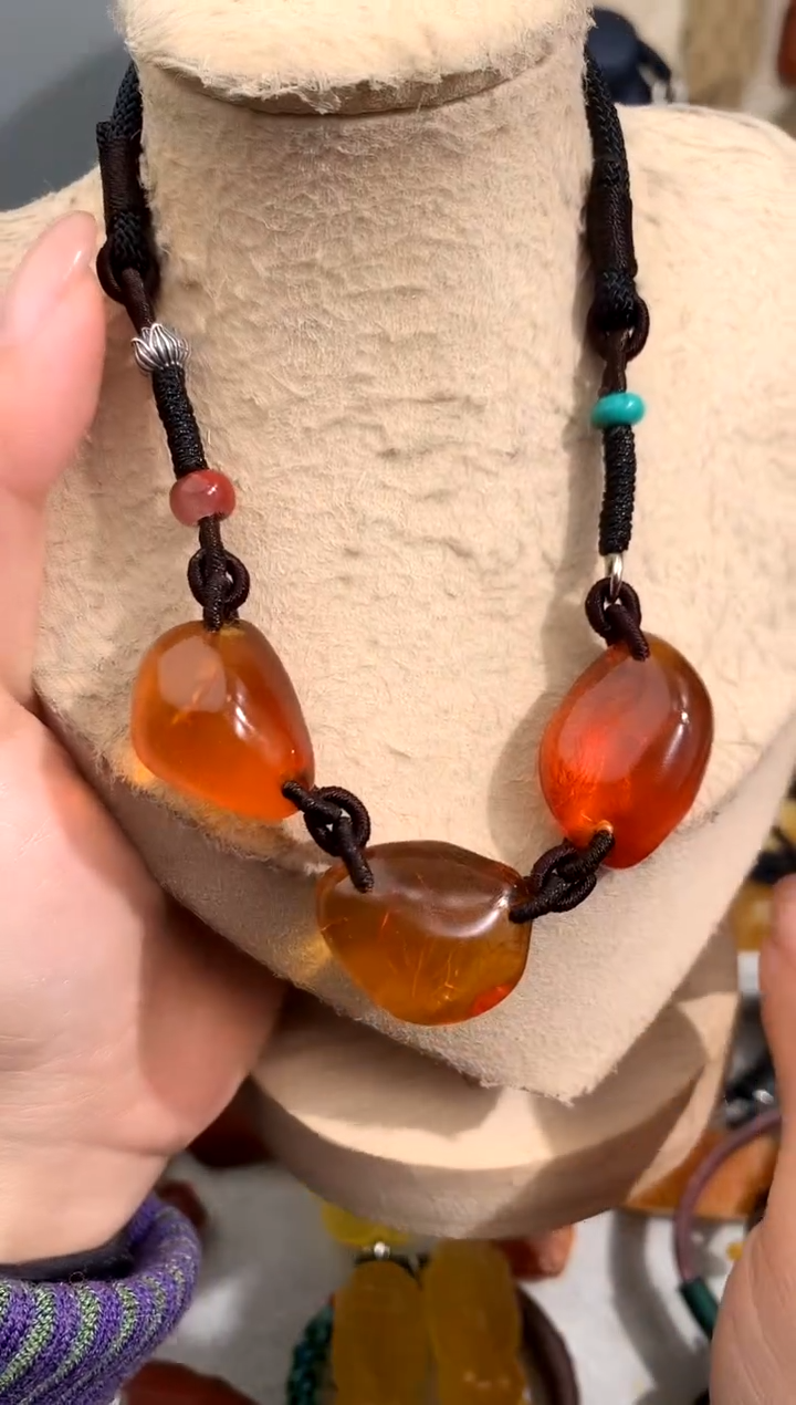 【闪购商品】蜜蜡裸石未镶嵌似玉