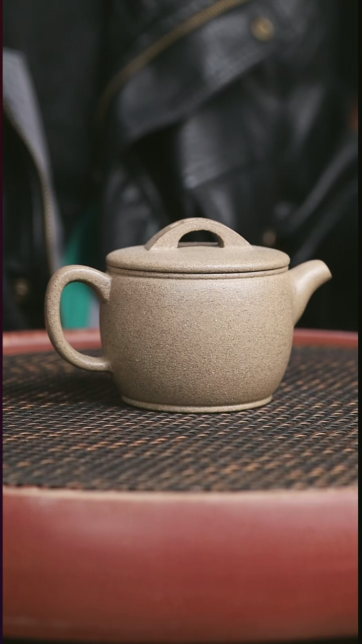 茶壶紫砂松花青段汉瓦220CC