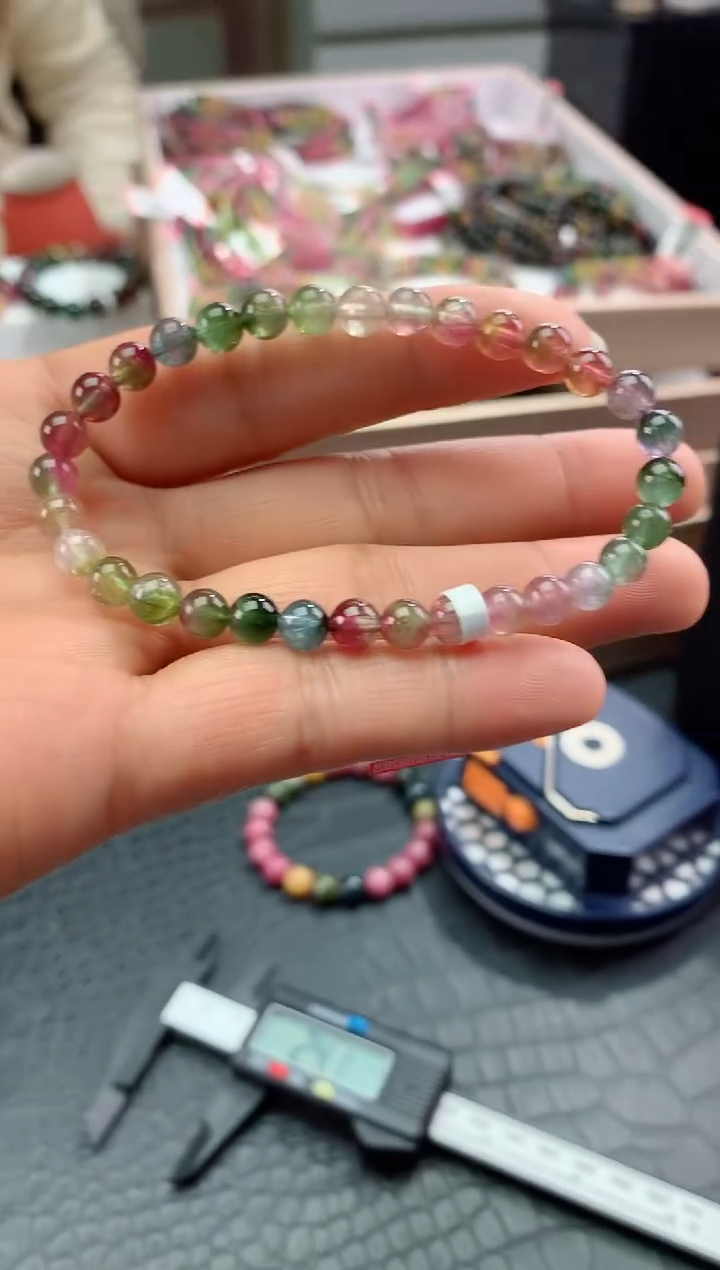 【闪购商品】碧玺手链未镶嵌多样性发一条