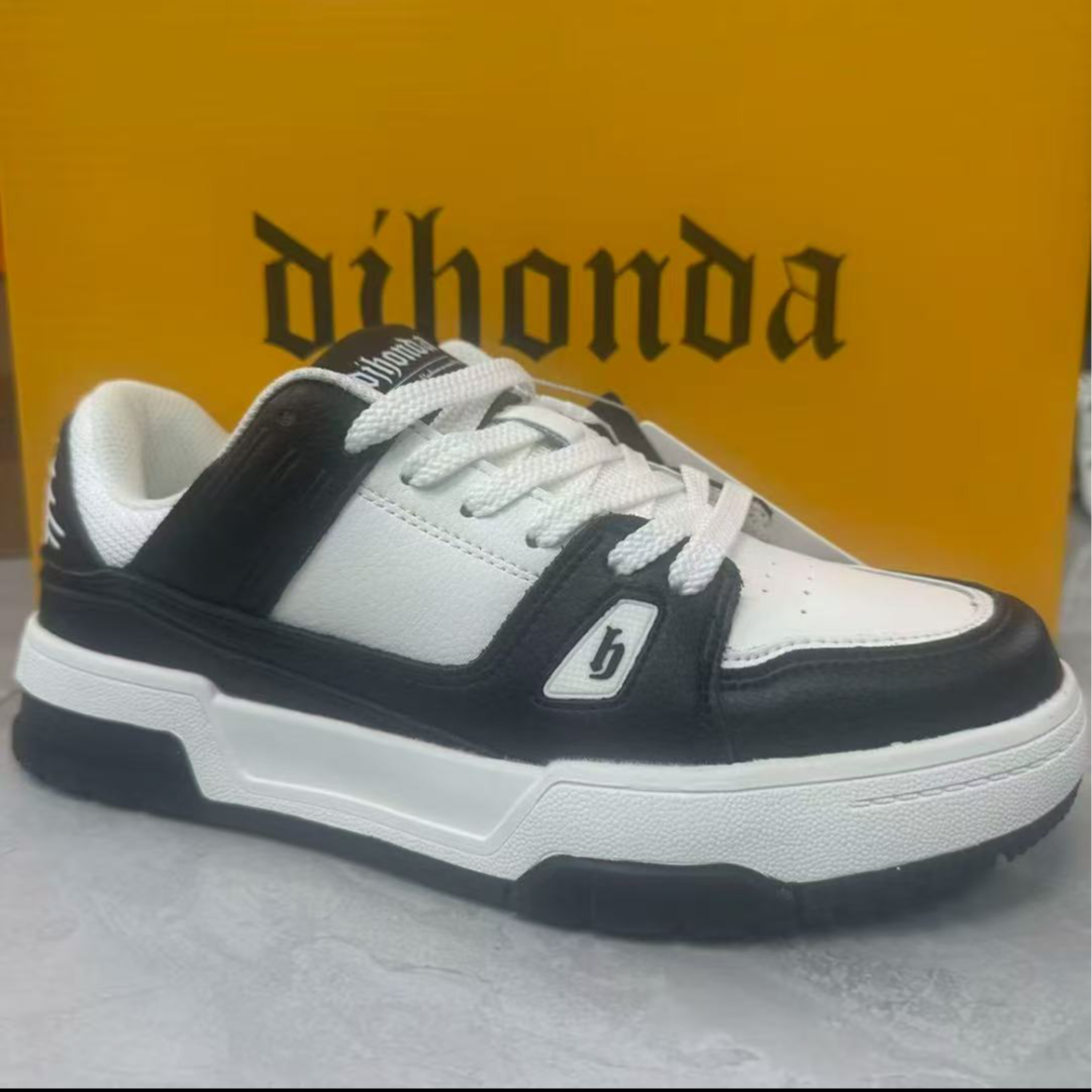 93503男女情侣款真皮牛皮休闲百搭板鞋