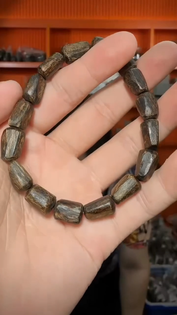 沉香手串358号越南绿伽罗多样性发一