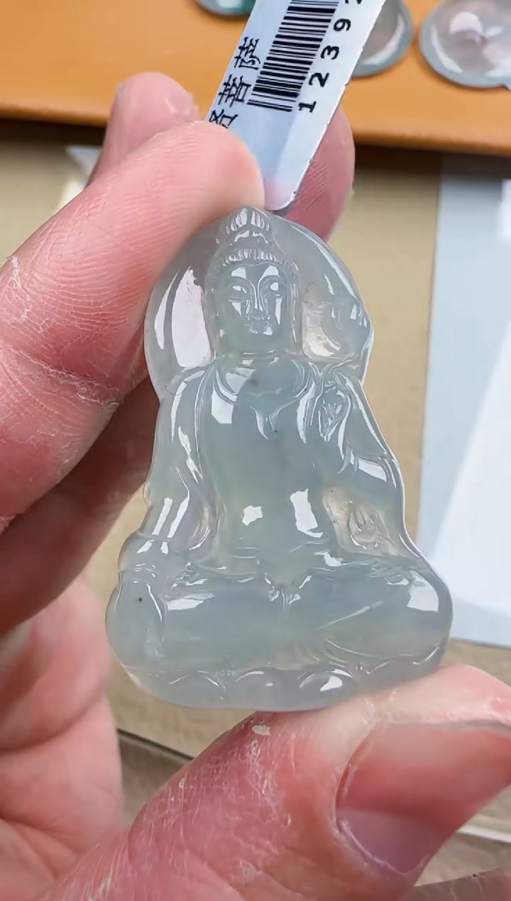 【闪购商品】翡翠颈饰未镶嵌翡翠