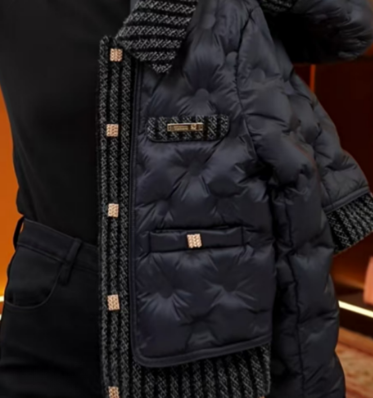 XA-2025新款黑金条纹时尚小香风羽绒服