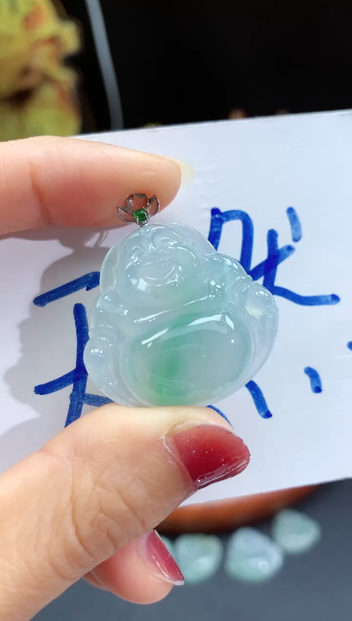 【闪购商品】翡翠颈饰未镶嵌佛公