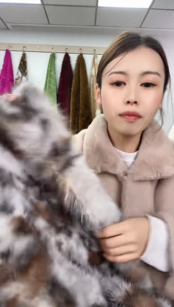 狐狸毛A47，尺寸1.8*1