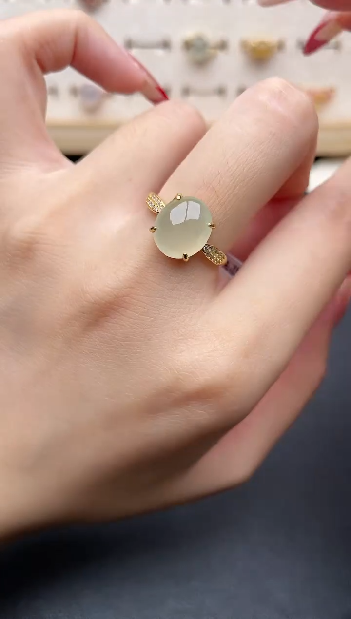 【闪购商品】翡翠戒指银S925镶嵌一物一证一礼盒