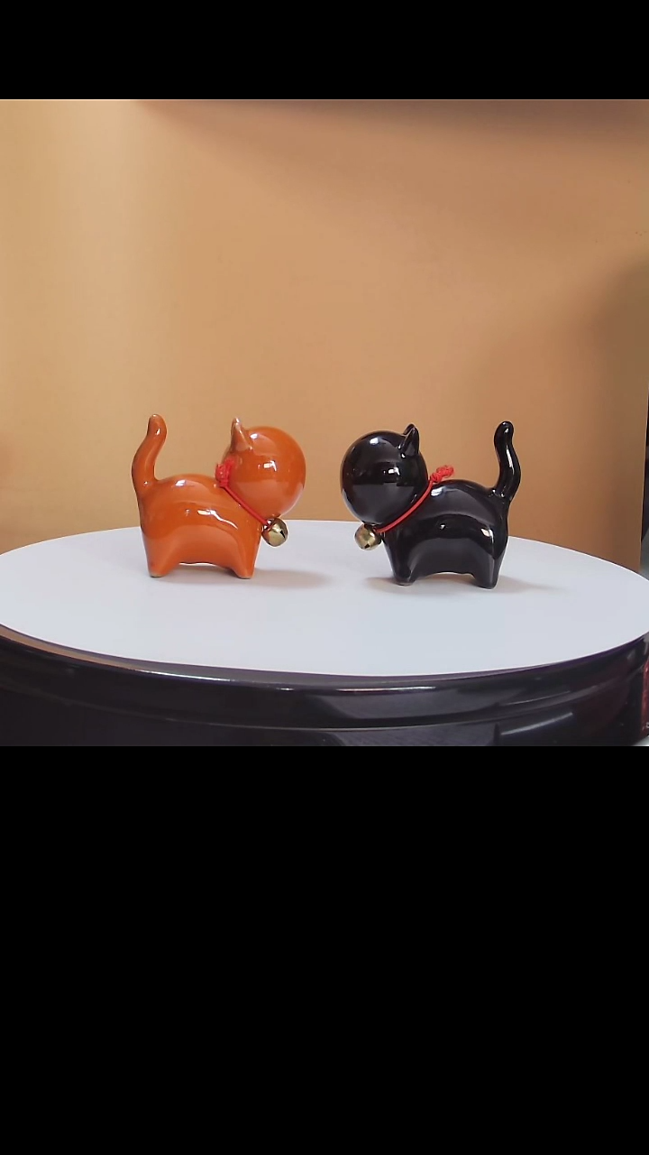 【闪购商品】摆件铃铛猫陶瓷摆件 1对