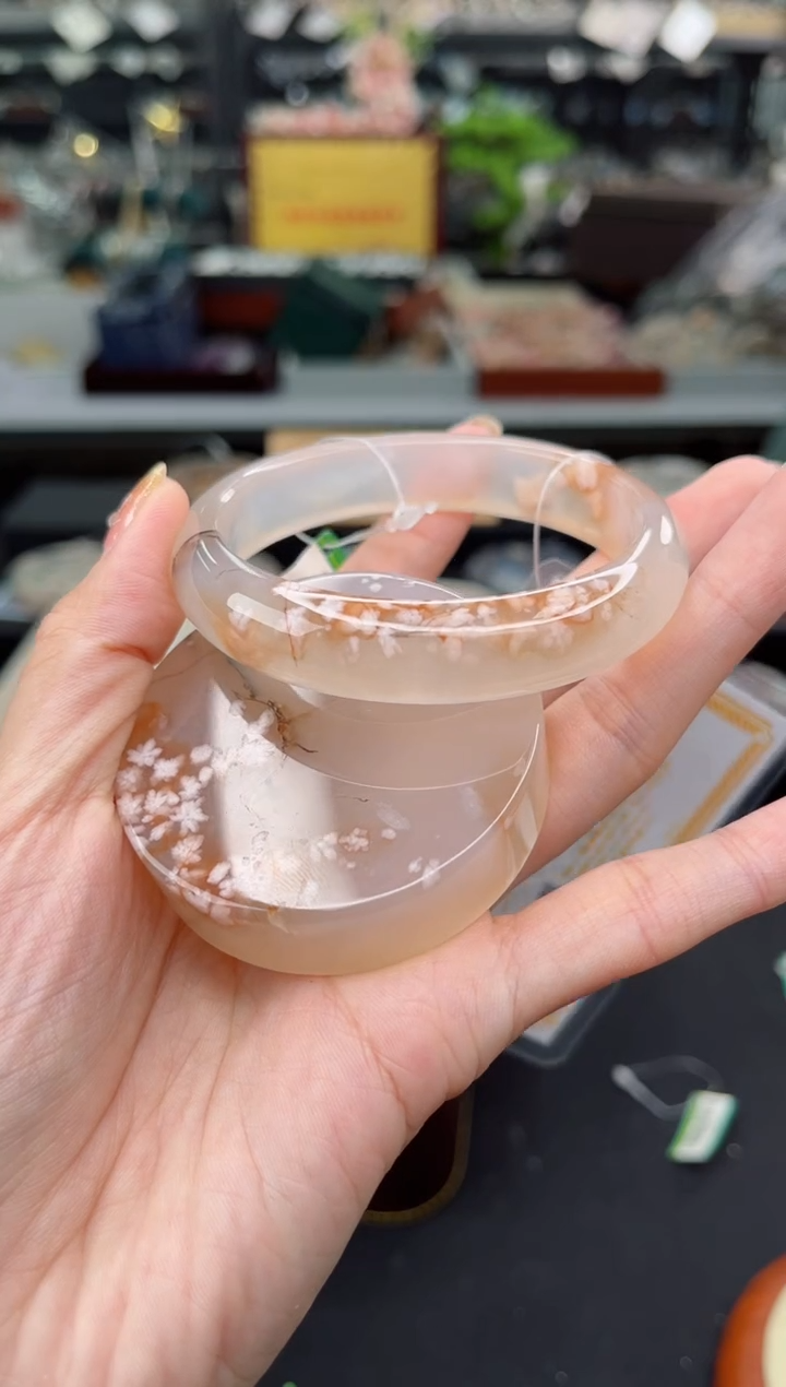 【闪购商品】石英质玉手镯未镶嵌58圈口（赠品镯心）6524558