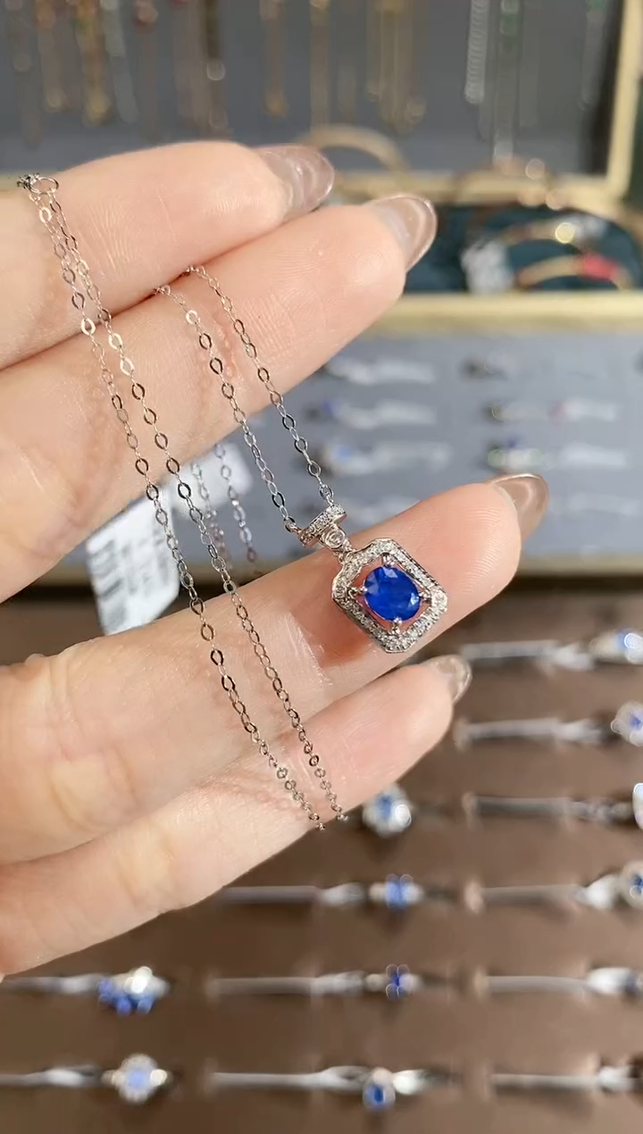 【闪购商品】蓝宝石颈饰18K金镶嵌项链